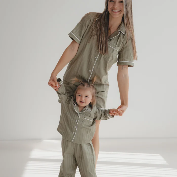 Комплект Мама (къса) и аз зелено райе